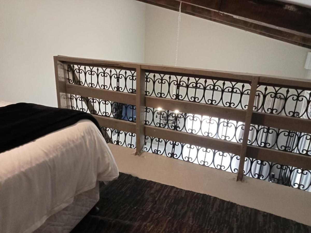 Angel 8 Airbnb Apartment 2 Robertson Dış mekan fotoğraf
